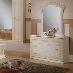 Спальный комод с зеркалом Ирина