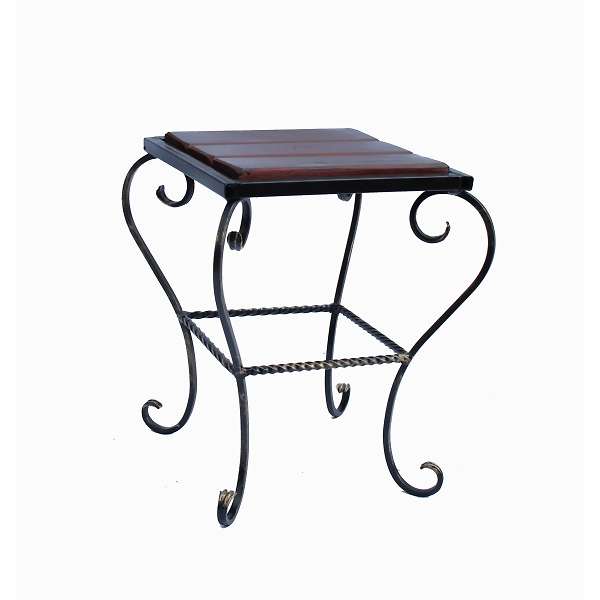 Купить табурет дачный - 2 800 руб.