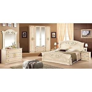 Спальный комплект четырехдверный Рома