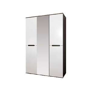 Шкаф трехдверный Вегас