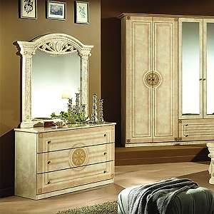 Спальный комод с зеркалом Рома