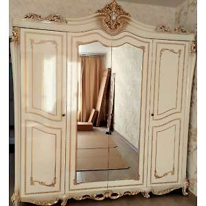 Шкаф четырехдверный с зеркалами Джоконда