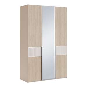 Шкаф трехдверный с зеркалом Беатрис 8